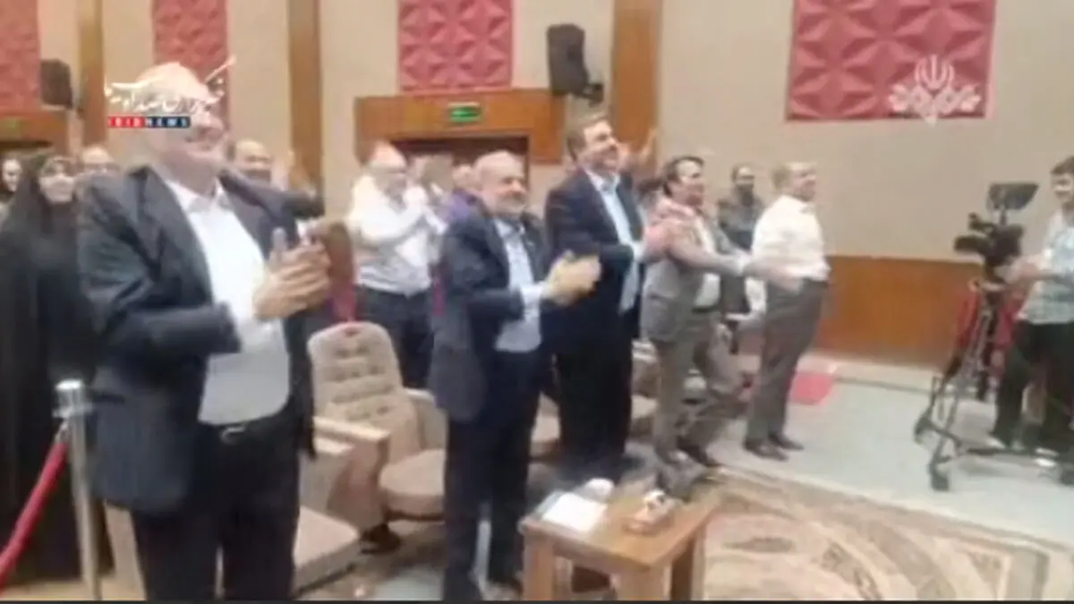 فیلم ورزش کردن عجیب وزیر آموزش و پرورش در سالن اجتماعات/ صدا و سیما منتشر کرد