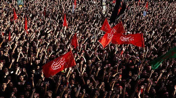 عزاداری ایرانیان در سوگ امام حسین(ع) و یارانش به شیوه‌های مختلف + فیلم 