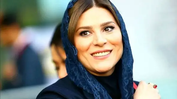  عکس دیده نشده از سحر دولتشاهی همراه با پدر و مادرش