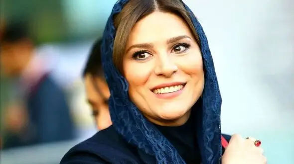  عکس دیده نشده از سحر دولتشاهی همراه با پدر و مادرش