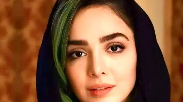 رونمایی از چهره زیبای خواهر المیرا دهقانی یاسمن سریال لحظه گرگ و میش / کپی برابر اصل خواهرشه!