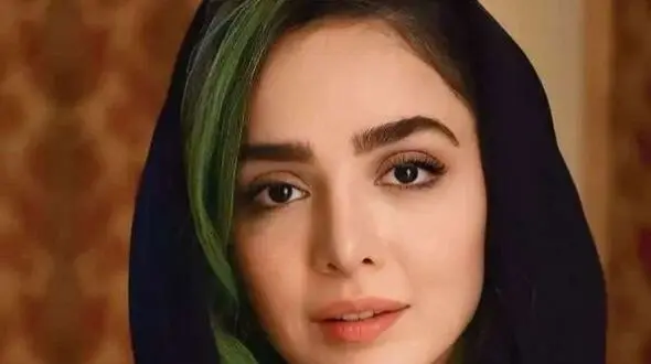 رونمایی از چهره زیبای خواهر المیرا دهقانی یاسمن سریال لحظه گرگ و میش / کپی برابر اصل خواهرشه!