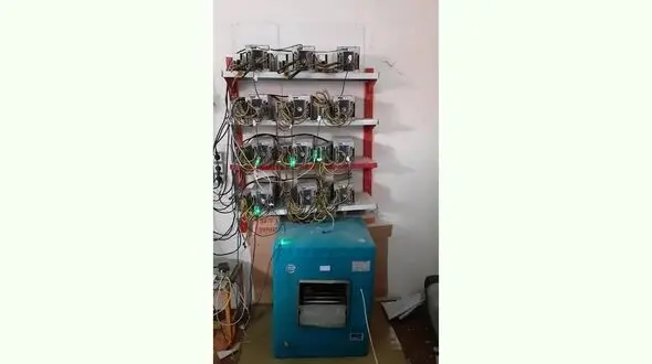 کشف 12دستگاه ماینر در آبادان 