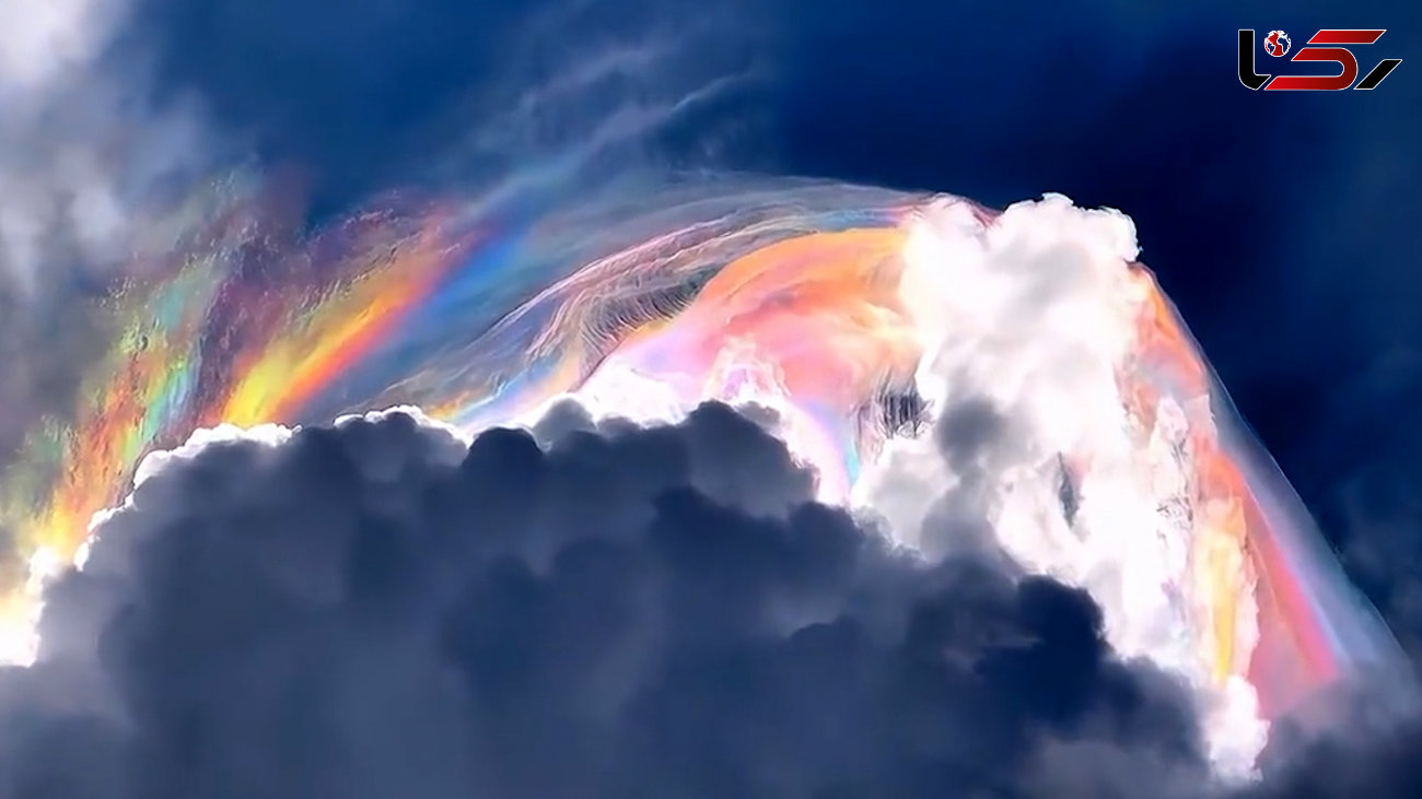 ببینید / نمایی شگفت انگیز از ابرهای رنگین‌کمانی + فیلم 