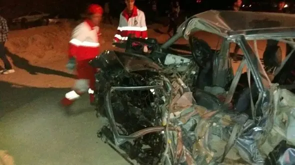 تصادف زنجیره‌ای در ازنا ۲ کشته و ۵ مصدوم برجای گذاشت 