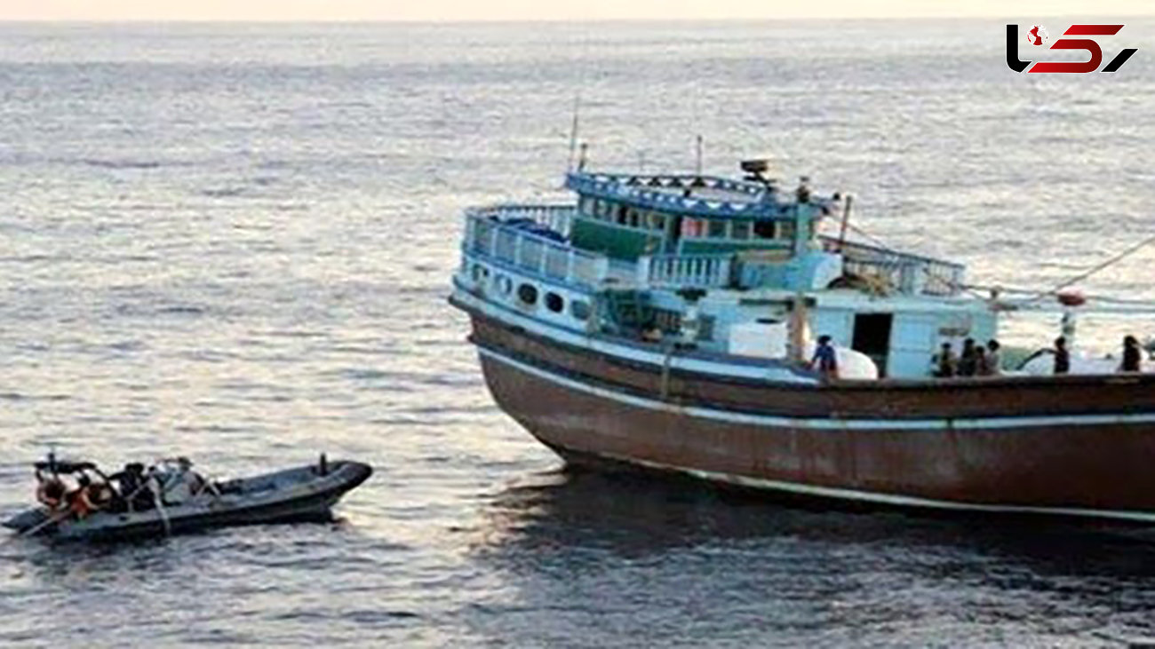 کشف ۱۲۸ هزار لیتر سوخت قاچاق در آب‌های خلیج‌ فارس/ ۴ قاچاقچی دستگیر شدند 