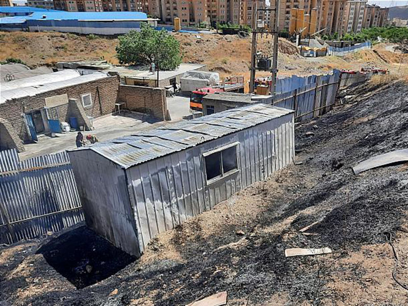 مهار آتش سوزی علف های خشک در پارک جنگلی کوهسار