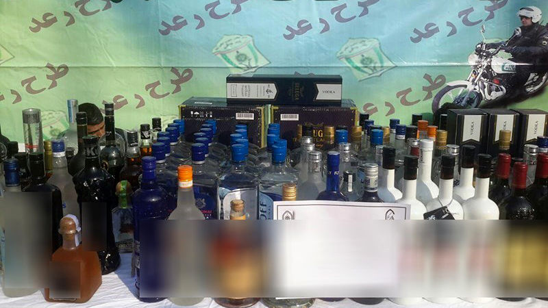 کشف ۱۰۰۰ لیتر مشروب‌الکلی و ۲ تخته فرش ۲۰۰ میلیونی در شمال تهران