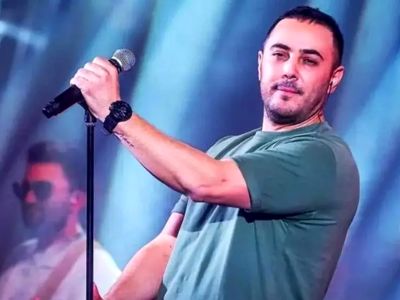 فیلم آواز رویایی و عاشقانه  زینعلی برای دختر بچه روی ویلچر ! /  اشک همه را درآورد !