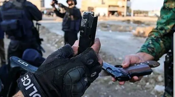 گروگانگیر قمی با این سلاح به جان مرد افتاده بود + عکس