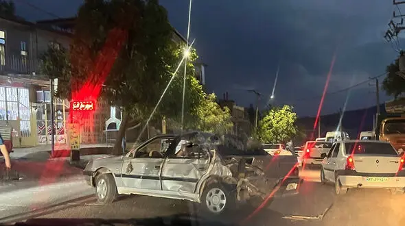 مینی‌بوس بی ترمز در پاوه به 2 خودرو و یک گاو برخورد کرد