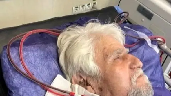 استوری تسلیت بازیگران به بهانه فوت عنایت بخشی بازیگر سریال خاطره انگیز «پهلوانان نمی میرند»/ نعیمه نظام دوست، گیتی قاسمی، لیلا بلوکات، مرجانه گلچین، سیما تیرانداز