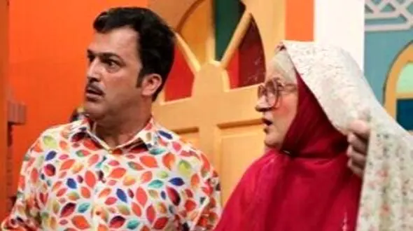 فیلم/ حامد آهنگی از قیافه کج و کوله نعیمه نظام دوست از خنده روده بر شد