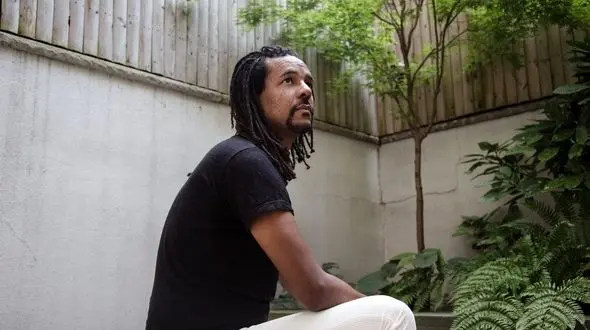 اقدام های شنیع در یک مدرسه پسرانه / مرد سرشناس فاش می‌کند 