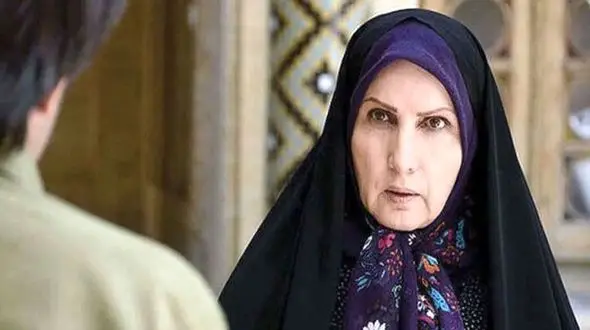 فیلم / گریه های زهرا سعیدی :  دلم می خواد مردم ایران راحت زندگی کنن / بچه هام نتونستن در ایران زندگی کنن و رفتن