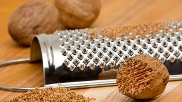 مبارزه با آلرژی فصلی با جوز هندی