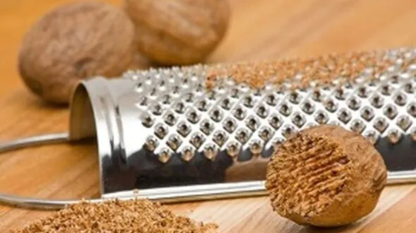 مبارزه با آلرژی فصلی با جوز هندی