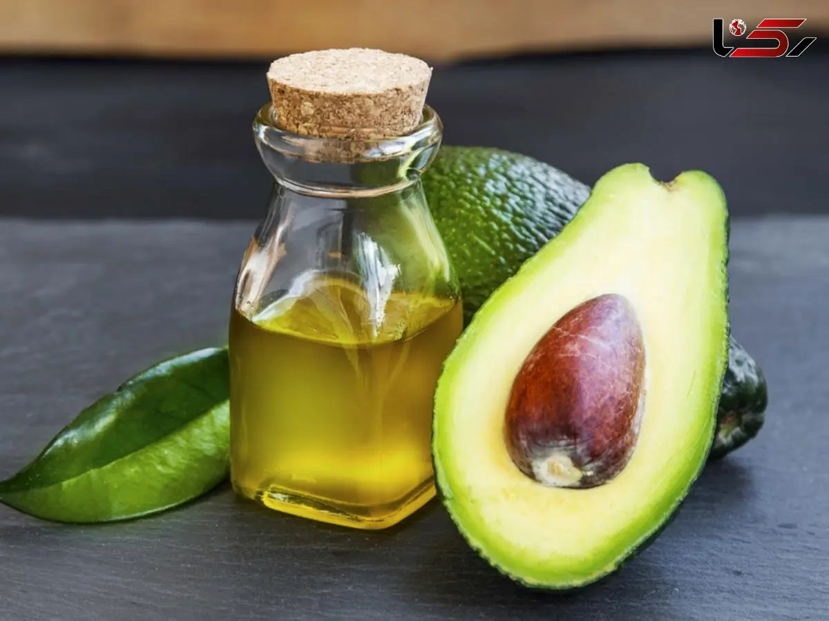موهای خشک و وز را نرم و لطیف کنید
