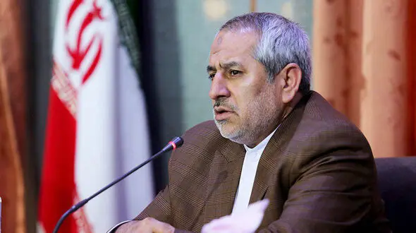 مرد بیسواد چهارصد میلیون دلار وام گرفت / دادستان تهران خبر داد