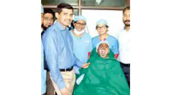 39 سال زندگی با فک شکسته + عکس