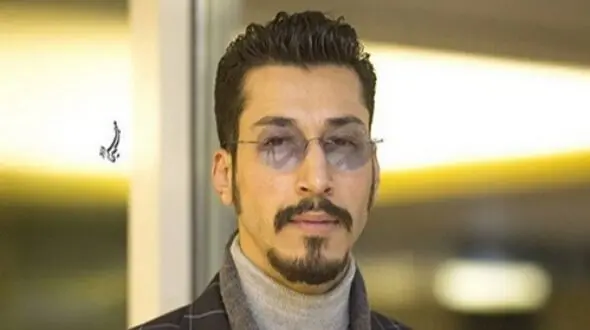 بهرام افشاری؛ من بچه طلاقم، در زندگی من فقط مرد بوده و در زمانی که دنبال کشف و شهود بود هیچ زنی دور و برم نبوده، عشق رو هیچوقت نفهمیدم
