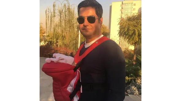 عکس جدید آزاده نامداری از همسر و دختر سی و چند روزه اش گندم! +عکس 