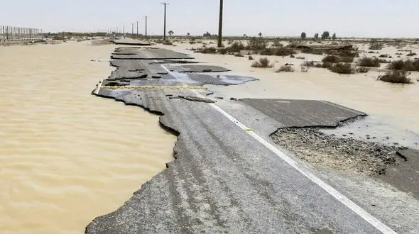 قایق های گردشگری مردم را از سیل نجات داد/ قبل از شروع سیلاب هشدار داده شده بود