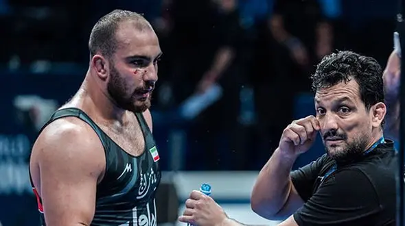 عذرخواهی ستاره اخراجی کشتی/ کادرفنی تیم ملی درباره زارع تصمیم می گیرد