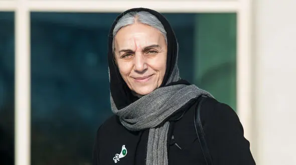  آقای وزیر به فکر هنرمندان بیکار و خانه نشین و درمانده از مخارجشان باشید!