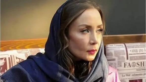 عکس / تفریحات باکلاس حدیث فولادوند در استخر لاکچری منزلش 