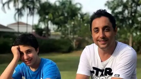 فیلم / امیرحسین رستمی: پسرم در بهترین شرایط در دانشگاه کانادا و انگلیس تحصیل میکنه / اگر برنگرده من میمیرم ...