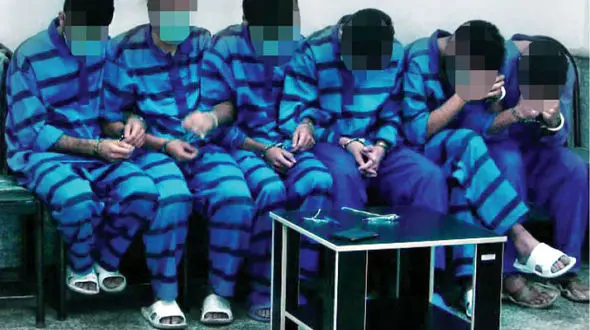 انهدام باند خارجی زورگیری در شرکت های خصوصی / خودروی دزدان مجهز به دودزا بود