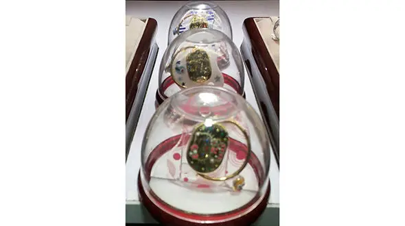 پستونک های طلا هم به بازار آمد! +عکس 