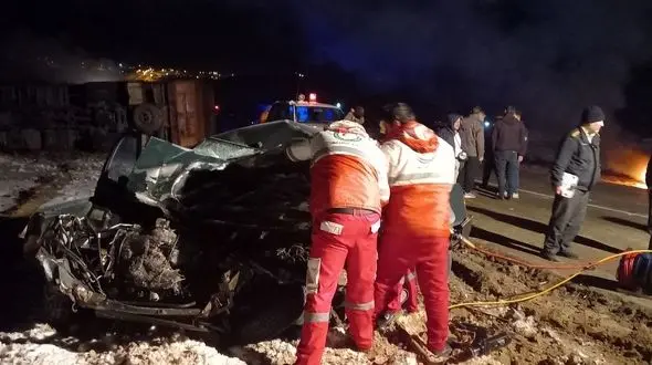 فیلم تصادف شدید در جاده برفی هشترود مراغه ! / شاخ به شاخ مرگبار !