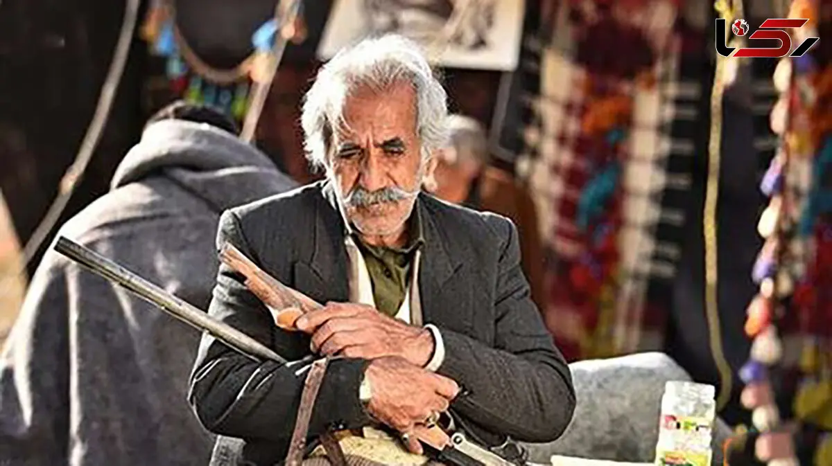 عمو کاووس سریال نون خ کنار پسرش در دنیای واقعی + بیوگرافی