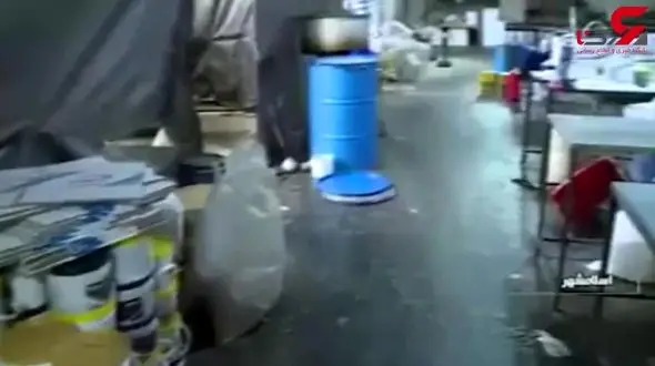 تولید لوازم آرایشی به غیر بهداشتی ترین شکل ممکن! + فیلم 