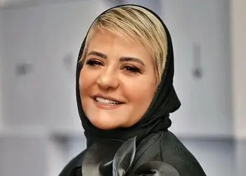 استایل جسورانه و میکاپ اروپایی رابعه اسکویی ۵۹ سالگی /این رنگ و تیپ چقدر بهش میاد و جوانترش کرده..!