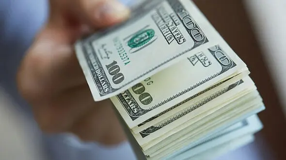 سال آینده دلار ۱۱ هزار تومان می‌شود؟
