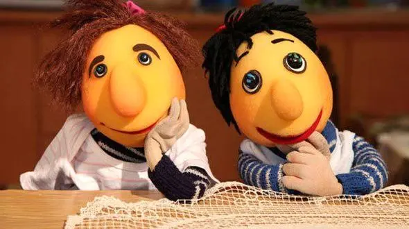 عروسک‌ گردان کلاه قرمزی مشخص شد