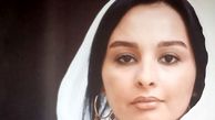 عکس؛ سفر در زمان؛ «ماهایا پطروسیان» در 14 سالگی در کنار پدر و مادرش؛ سال 62
