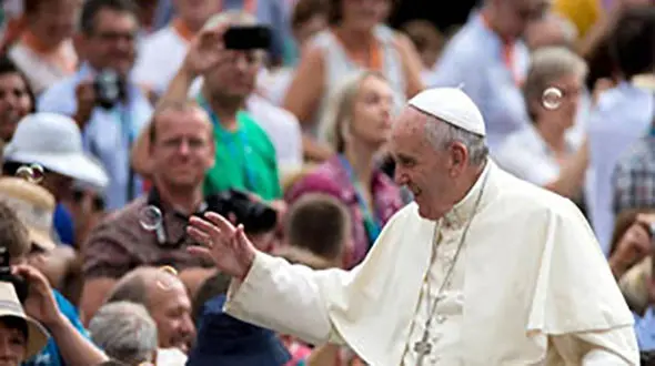 روحانی معروف در آسانسور چه اتفاقی برایش افتاد؟