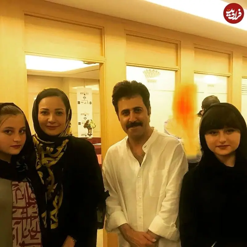 nikaforghaniofficial_1534396732_1846976118889189619_6897872923
