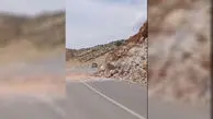 انسداد آزادراه قزوین-رشت به علت ریزش کوه