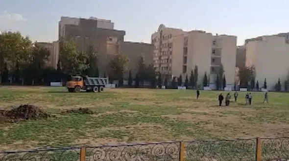 بازسازی زمین فوتبال باشگاه استقلال کمپ ناصر حجازی + فیلم 
