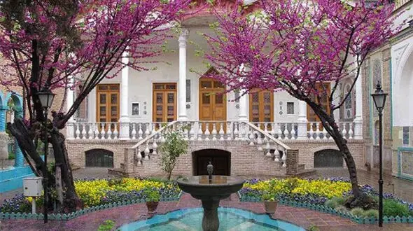 بهترین مکان‌ ها برای تهران گردی یک روزه در پاییز / عکس