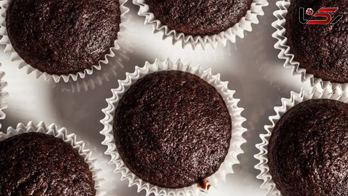 فیلم طرز تهیه کاپ کیک شکلاتی خانگی با طعمی بی‌نظیر