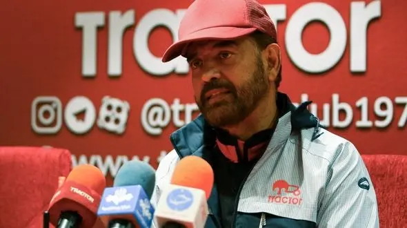 سرمربی تراکتور استعفا داد