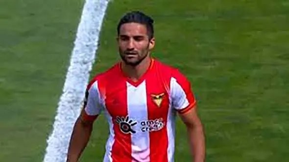 مهرداد محمدی مقابل ام صلال گل کاشت + فیلم