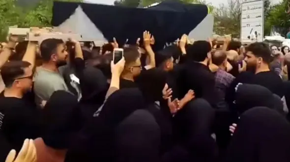 فیلم های جگرسوز از تشیع پیکر ایلیا کوچولو در رشت / همه در ماتم و اشک 