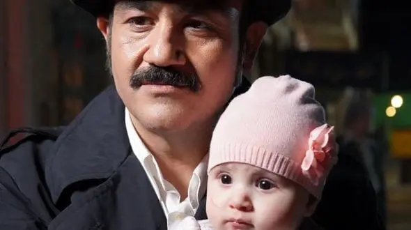 حمله دزدان به خودروی مهران غفوریان / همسرش فاش کرد + عکس